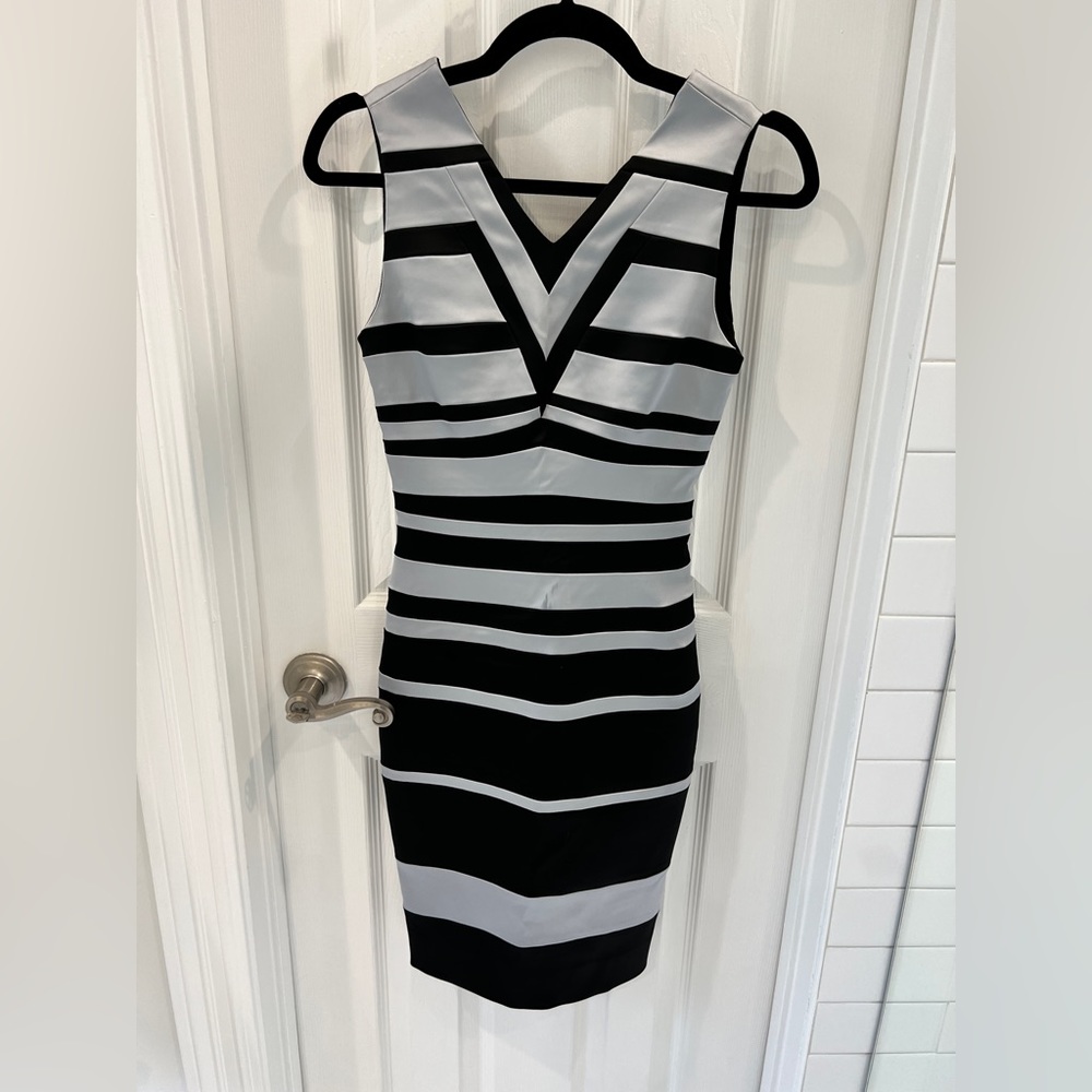 Karen Millen black and silver dress in size 2.